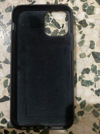 Varias fundas iPhone 11 Pro