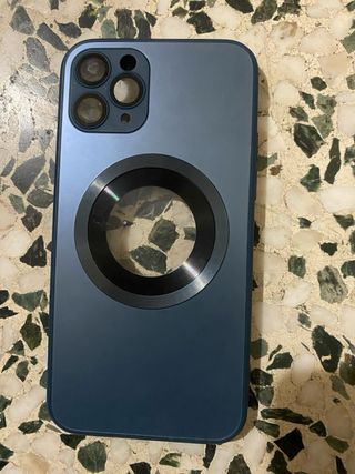 Varias fundas iPhone 11 Pro