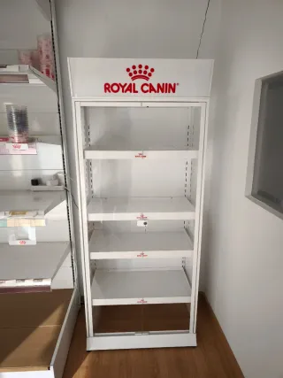 OFERTÓN Vitrina estanteria con cerradura