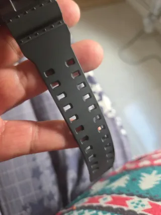 Reloj Casio G-Shock Negro y Rojo