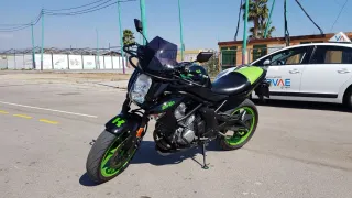 Kawasaki ER6N 650cc Negra y Verde