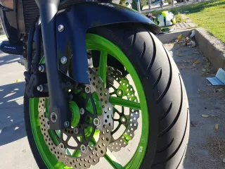 Kawasaki ER6N 650cc Negra y Verde