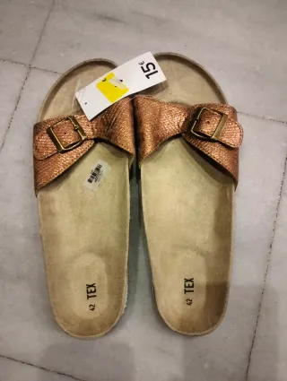Chanclas doradas mujer talla 42