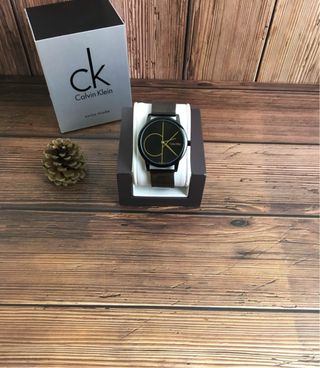 Reloj Calvin Klein Negro y Dorado