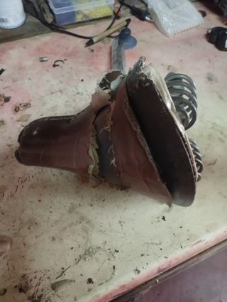 Sillín acabado Cuero Marrón Roto y Tija