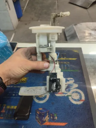 Bomba gasolina Suzuki Burgman 125cc