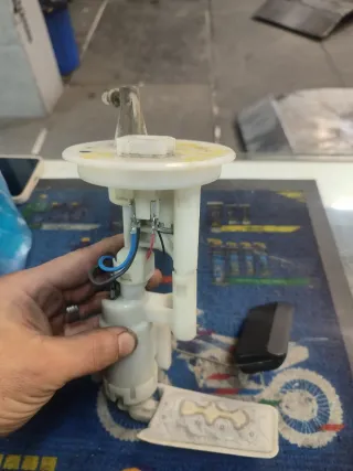 Bomba gasolina Suzuki Burgman 125cc