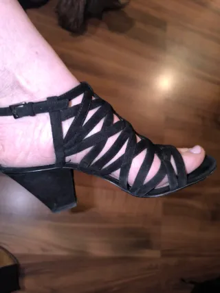 Sandalias de tacón negras