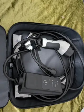 Caricatore EV Mercedes Aptiv 1.9kW 8A Schuko