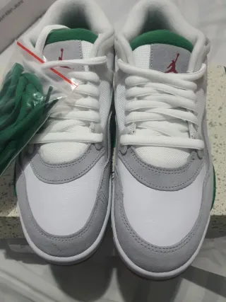 Zapatillas Jordan Verde y Blanco