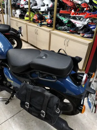 Royal Enfield 650 Custom