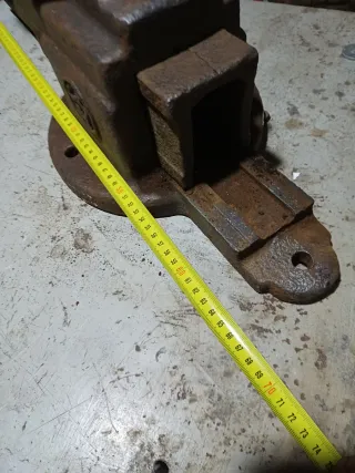 Tornillo de Banco profesional Arno 45kg