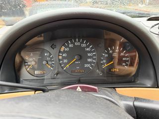 Mercedes-Benz Clase M 1996