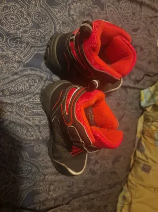 Botas niño impermeables y antideslizantes Talla 28