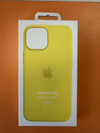 Funda iPhone 13mini Silicone Lemon Zest
