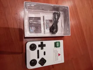 Consola Portátil Blanca