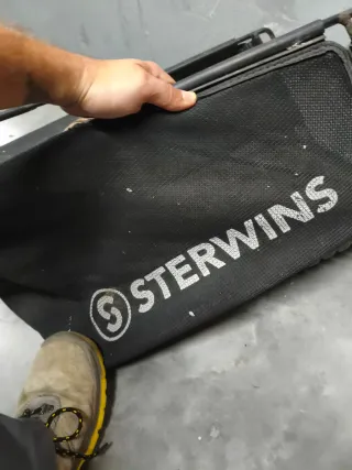 Bolsa cortacésped Sterwins negra