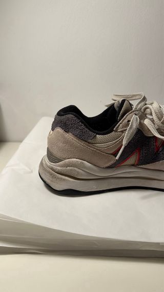 New Balance 57/40 Beige y Gris