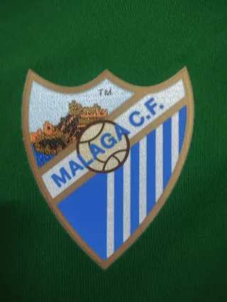 Chaqueta Nike Malaga CF Verde