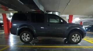Nissan Pathfinder 2005