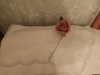 Juego sábanas antiguas bordadas 1900