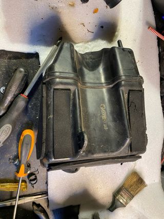 Toberas y caja de entrada de aire Hyosung Aquila 1