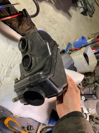 Toberas y caja de entrada de aire Hyosung Aquila 1