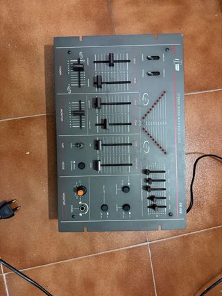 Mesa de mezclas better SM-808