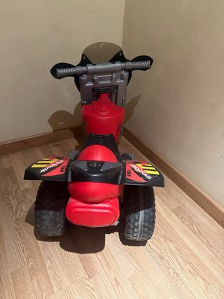 Moto 3 Ruedas Feber XTREM Rider