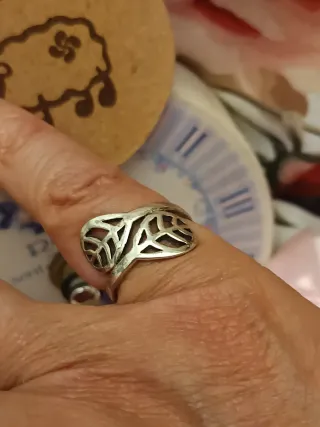Anillo Plata de Ley Diseño Hojas