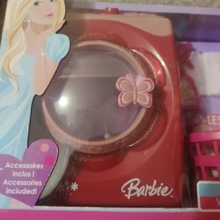 Lavatrice Barbie con accessori inclusi