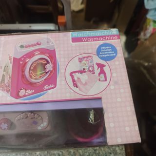 Lavatrice Barbie con accessori inclusi
