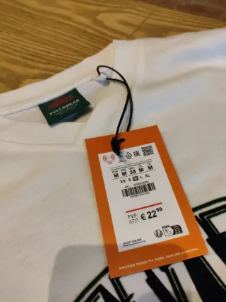 Camiseta Stranger Things Hawkins High M