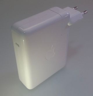 Cargador Apple 140W MacBook Pro Original
