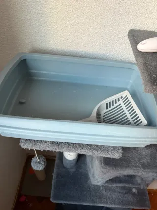 Casita para gatos con rascador y hamaca