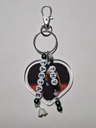 Llavero Corazón TAEHYUNG BTS Doble Cara