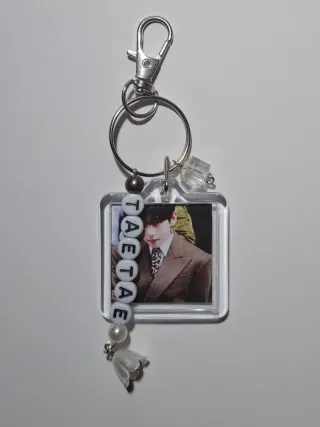 Llavero Taehyung BTS Kpop Doble Cara