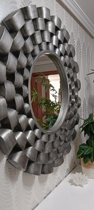 Espejo decorativo plateado