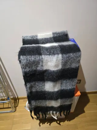 Bufanda grande cuadros blanco y negro