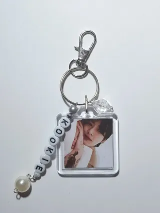 Llavero JUNGKOOK BTS Kpop Doble Cara