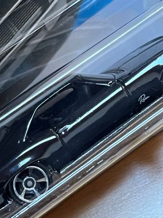 Hot Wheels '66 Buick Riviera Nero