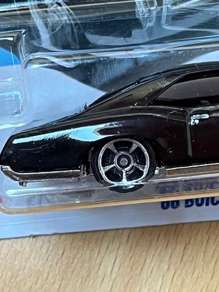 Hot Wheels '66 Buick Riviera Nero