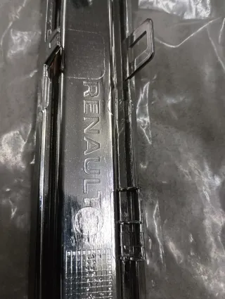 Embellecedor Cromado Renault Trafic