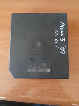 Caja Fusibles RENAULT MEGANE 3 284N6000R