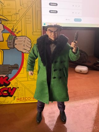 Dick Tracy Mezco One:12 Figura