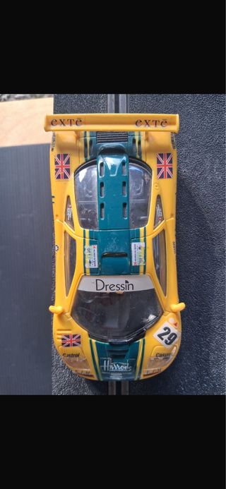 Coche Scalextric McLaren F1 Harrods