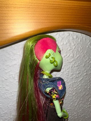 Muñeca Monster High Venus McFlytrap
