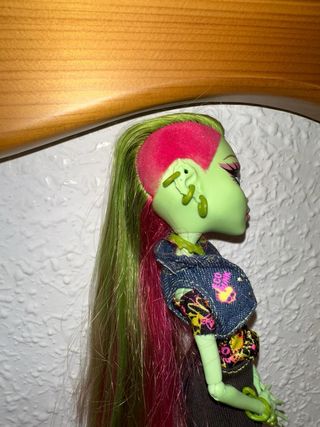 Muñeca Monster High Venus McFlytrap