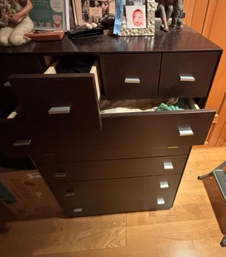 Cómoda 6 cajones madera oscura