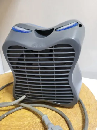 Estufa de aire azul y gris